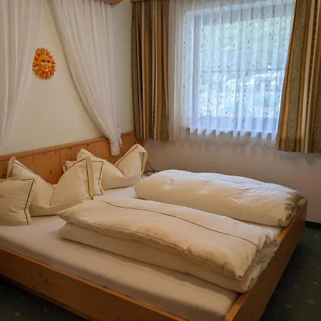 Sonnenschloessl * Neustift im Stubaital